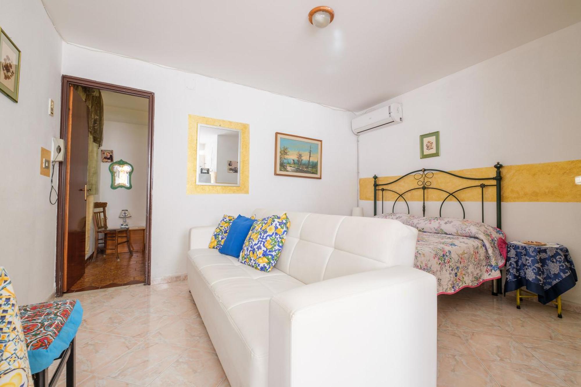 Vila Casa Del Girasole Letojanni Exteriér fotografie