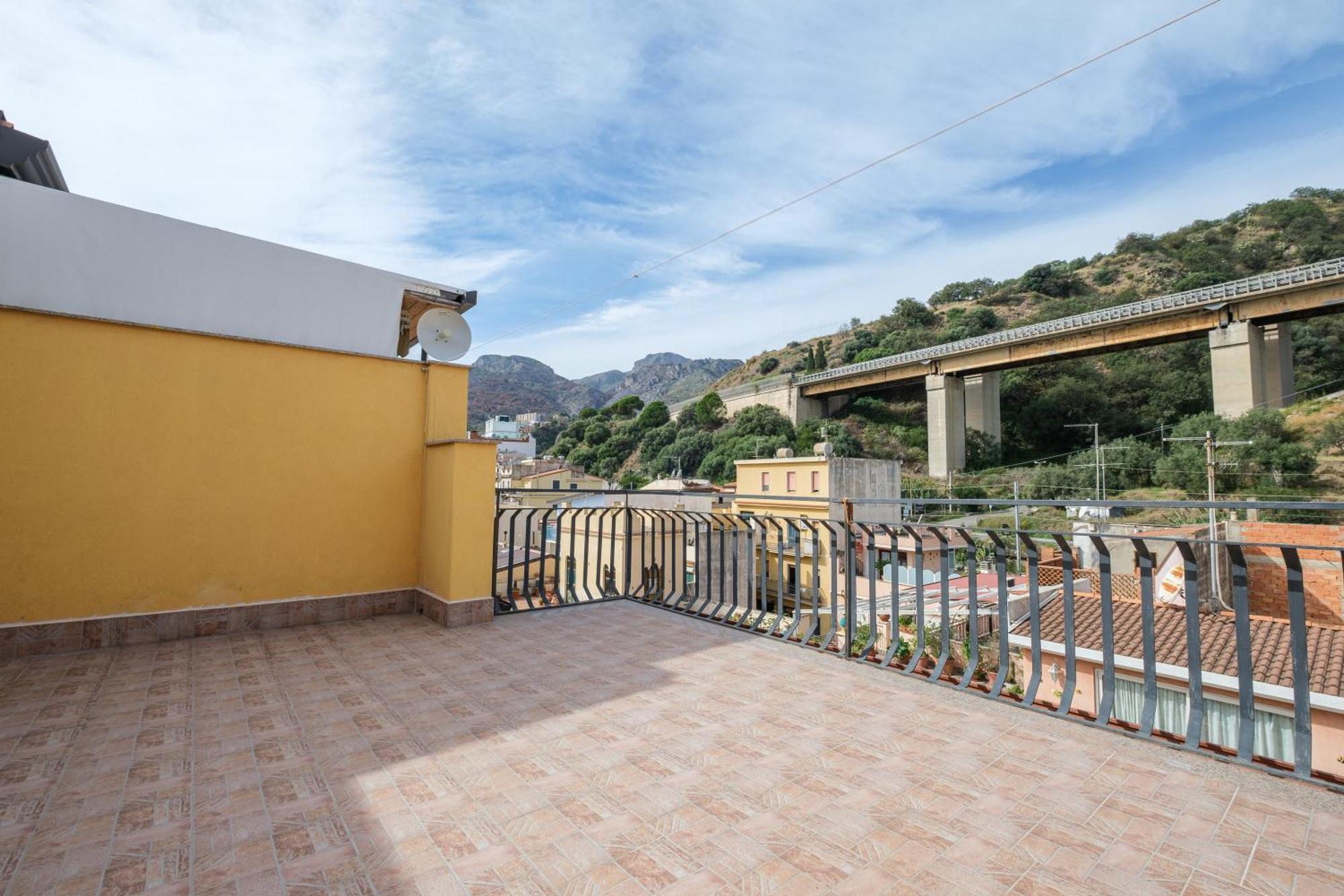Vila Casa Del Girasole Letojanni Exteriér fotografie